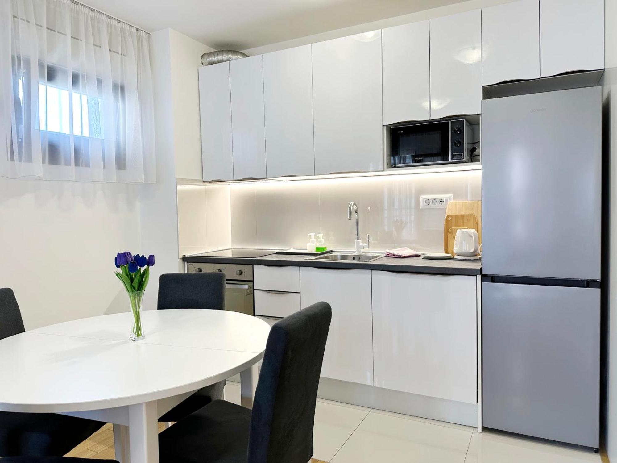 S'Akvarel 1 & 5 - Private Garage Apartment สปลิท ภายนอก รูปภาพ