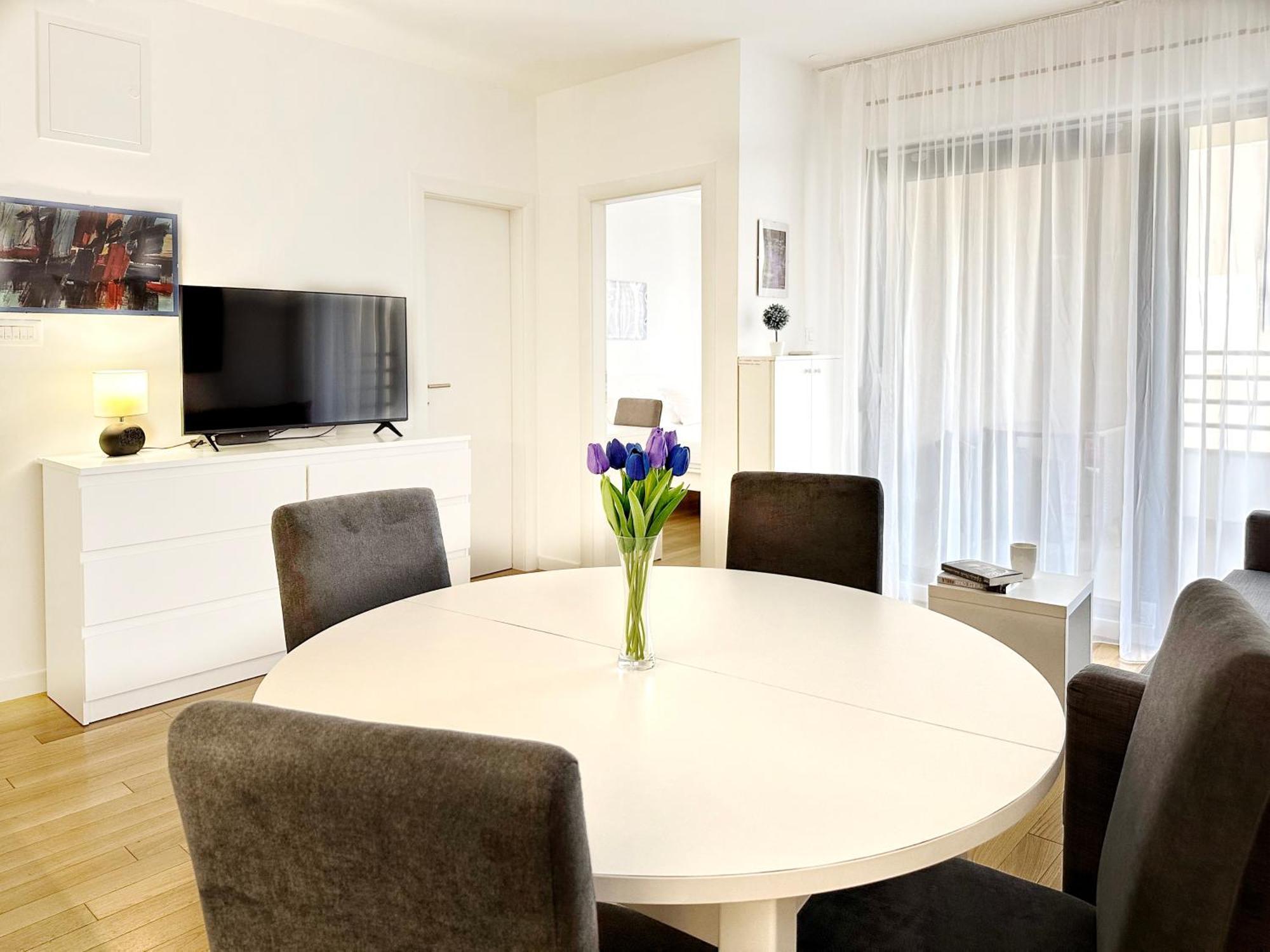 S'Akvarel 1 & 5 - Private Garage Apartment สปลิท ภายนอก รูปภาพ