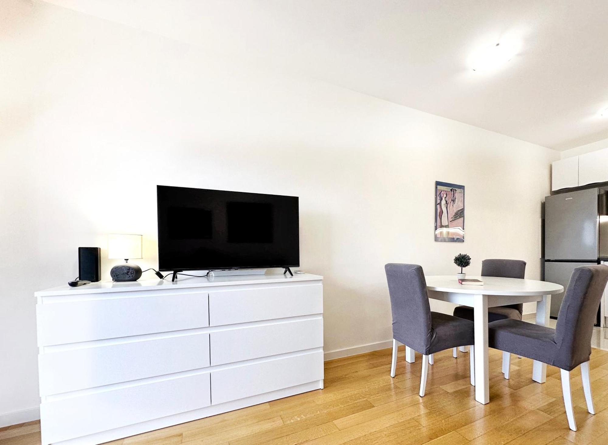 S'Akvarel 1 & 5 - Private Garage Apartment สปลิท ภายนอก รูปภาพ